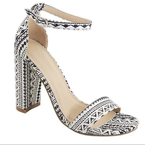 Aztec Print Boho Chic Chunky Heel Sandal - Picture 6 of 6